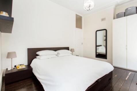 37 Esmond Gardens...