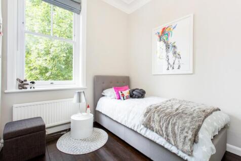 37 Esmond Gardens...