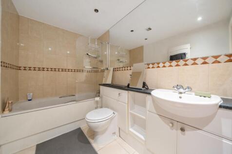 1375084-24-690c7e...