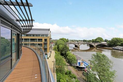 Quayside-House-02...