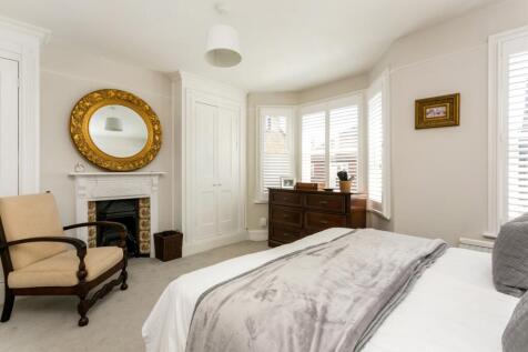 37 Queens Road 28...
