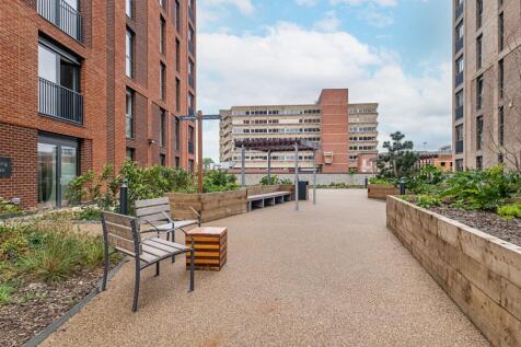 one-maidenhead-co...
