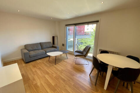 Living &amp; Kitchen Area