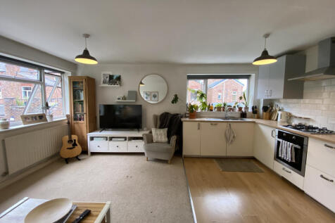 Living &amp; Kitchen Area