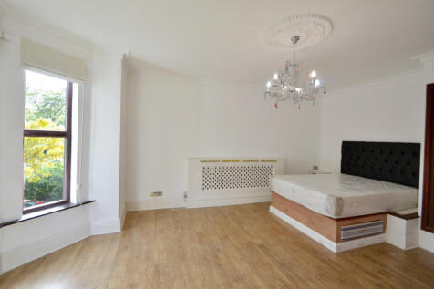 Living Room &amp; Bedroom