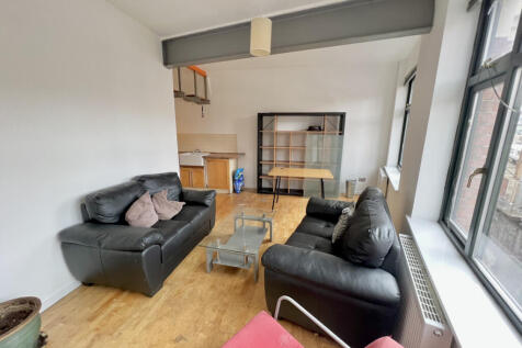 Living &amp; Kitchen Area