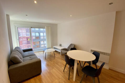 Living &amp; Kitchen Area