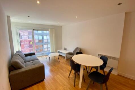 Living Room &amp; Kitchen