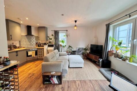 Living Room &amp; Kitchen