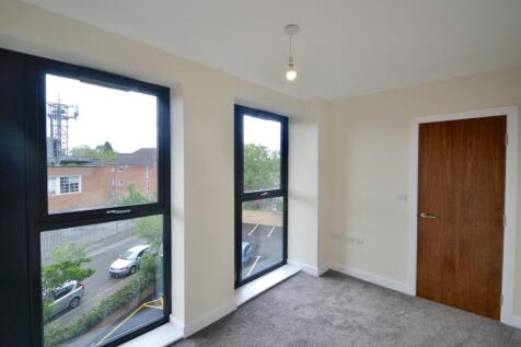 Bedroom (left)
