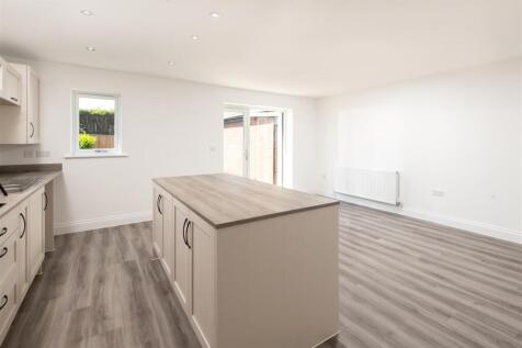 001 Newett_ParsonsGreen_Plot8.jpg