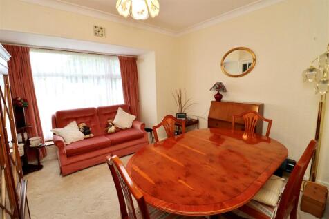 Sitting Room.jpg