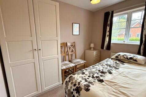 26 Welton Bed2.jpg