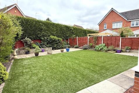 26 Welton Garden2.jpg