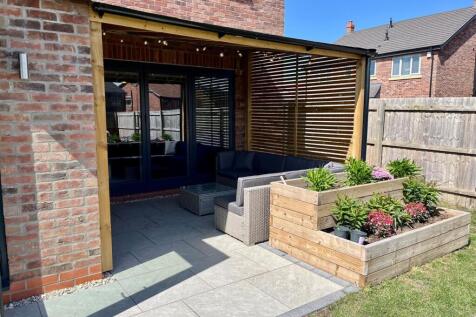 lloyd garden extension.jpg