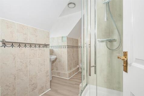 1 Trent Walk - 14.jpg