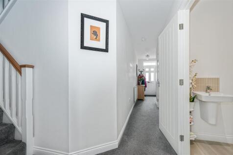 21 Harrison Croft-15.jpg
