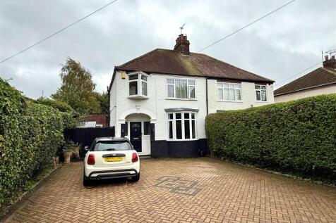 72 Elloughton Main Front Pic.jpg