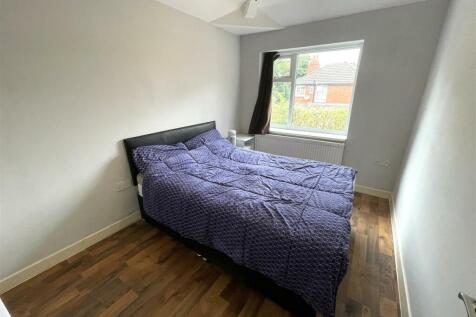 Fourth Bedroom 1.JPG