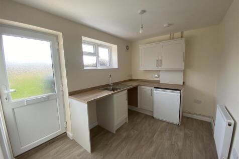 Utility Room (1).jpg