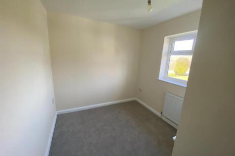 Bedroom 3.jpg