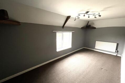 Bedroom 3.JPG