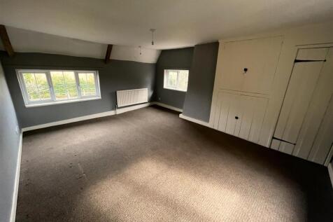 Bedroom 5.JPG