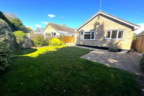 Rear garden 2.JPG