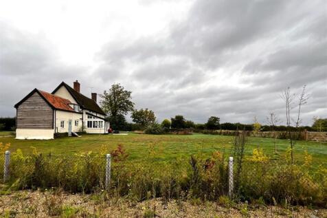 Rear garden1.JPG