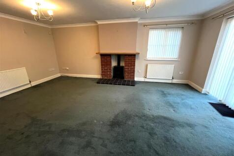 Sitting room 2.JPG