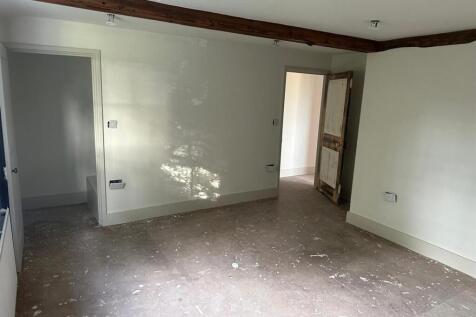 Park House Front Lounge 3.jpg