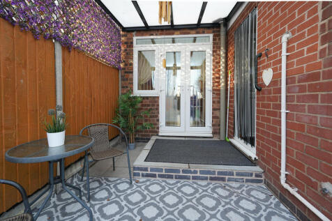 69 Eastcotes Cove...