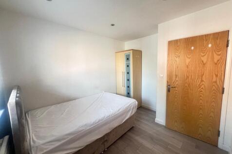 5db1f6ef-e4f9-4ca...