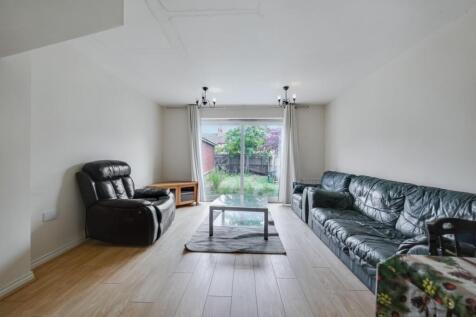 258062_34046217_I...