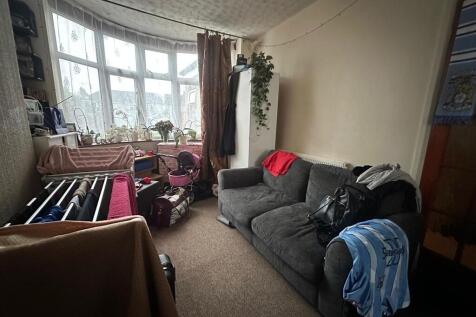 PHOTO-2025-10-27-...