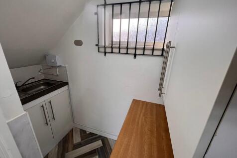 PHOTO-2025-11-28-...