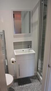 49VR Bed 2 G.JPG