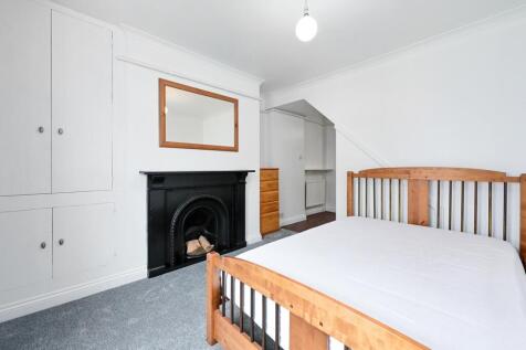Flat 1, 25 William St (6).jpg