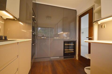 Kitchen property to 