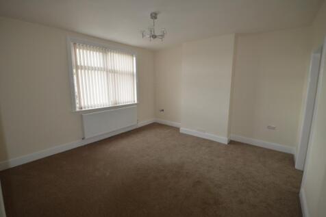 Lounge Property to l