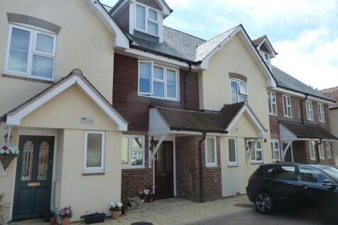 Front Property to Le