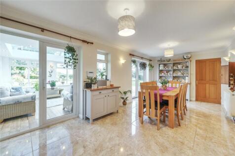 Breakfast Room