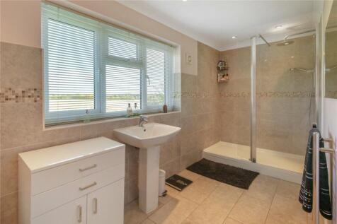 Family Shower Room