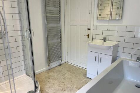 Bath/Shower Rm
