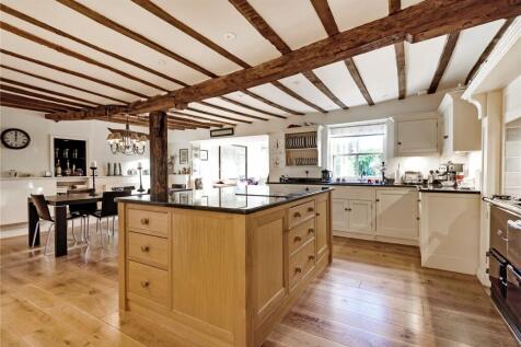 Kitchen/Breakfast Rm