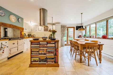 Kitchen/Breakfast Rm