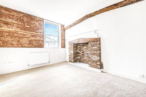 M Bedroom/Reception