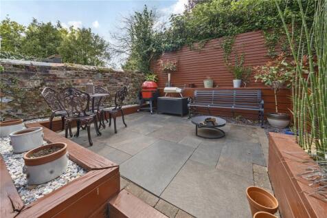 Courtyard Garden