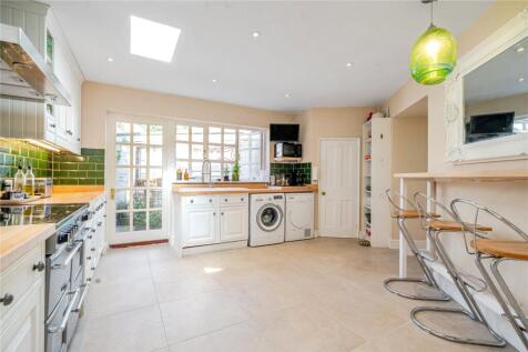 Kitchen/Breakfast Rm