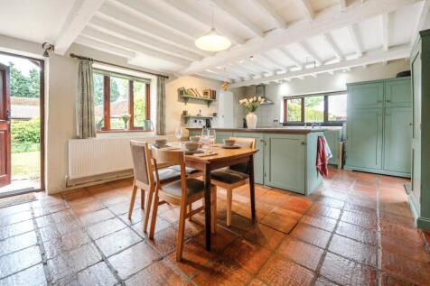 Kitchen/Breakfast Rm